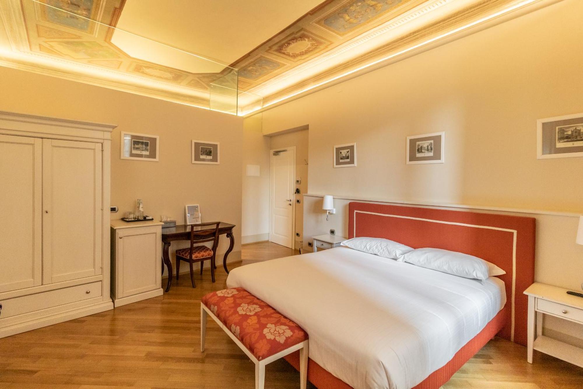 Casa Isolani Luxury Rooms Piazza Maggiore 1 Bolonha Exterior foto