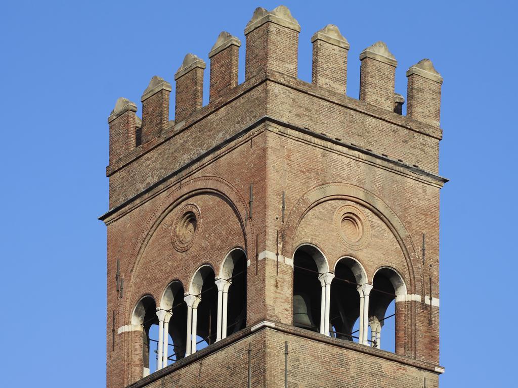 Casa Isolani Luxury Rooms Piazza Maggiore 1 Bolonha Exterior foto