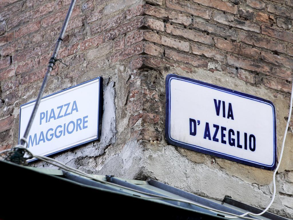 Casa Isolani Luxury Rooms Piazza Maggiore 1 Bolonha Exterior foto