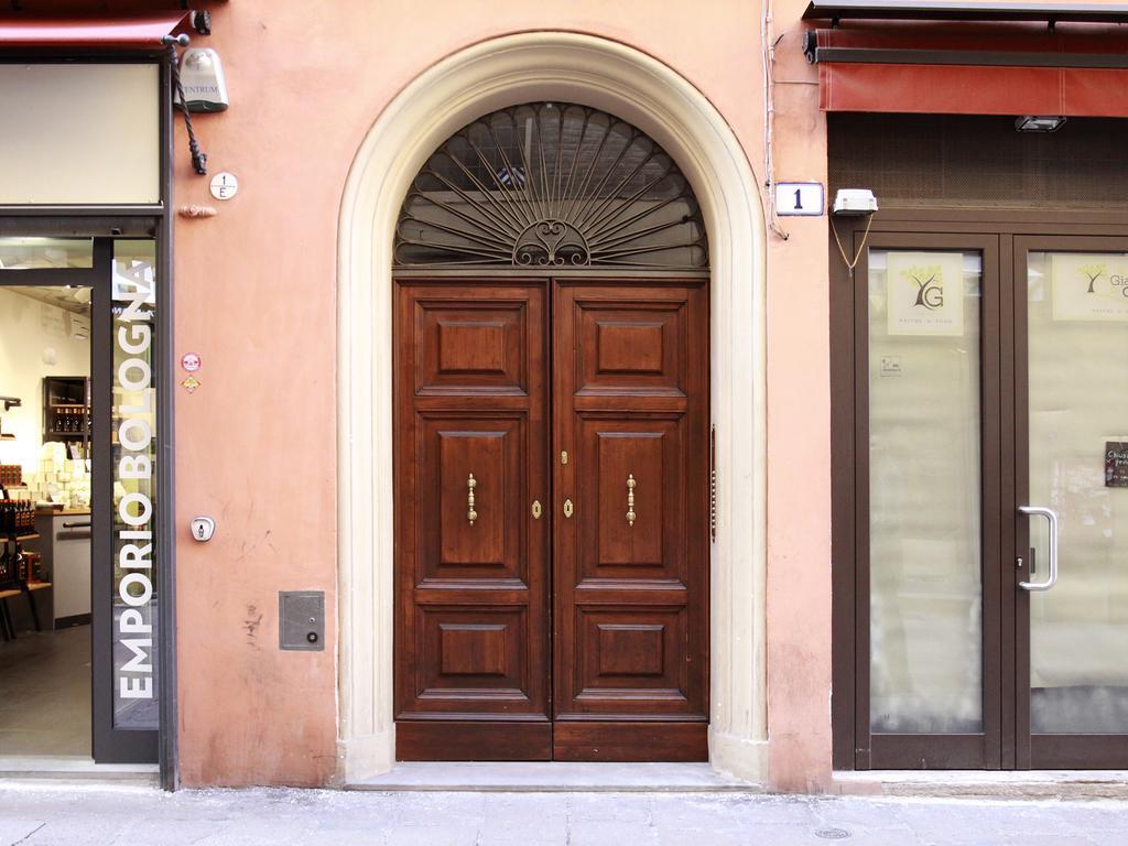 Casa Isolani Luxury Rooms Piazza Maggiore 1 Bolonha Exterior foto